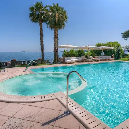 Capri Hotel