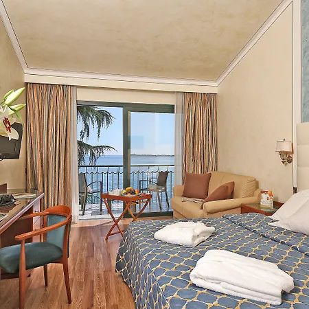 Capri 4* Gardone Riviera