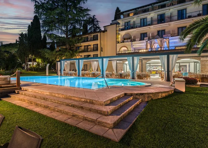 Capri 4* גרדונה ריביירה