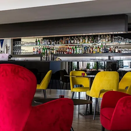 Capri Hotel