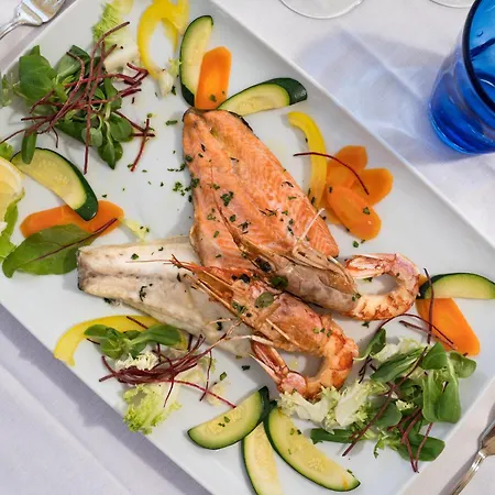 Capri Hotel Gardone Riviera