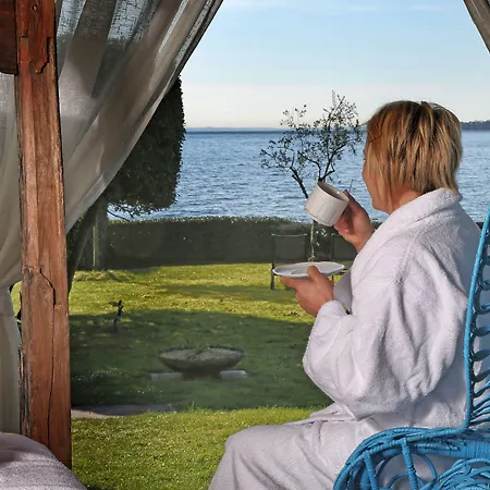 卡普里别墅酒店 4* 加尔多内-里维耶拉